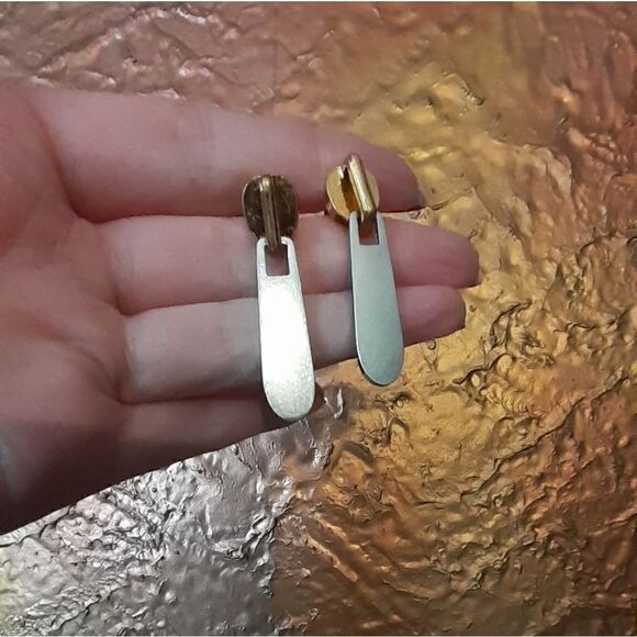 NWOT Zara Zipper Motif Statement Earrings - Picture 3 of 8